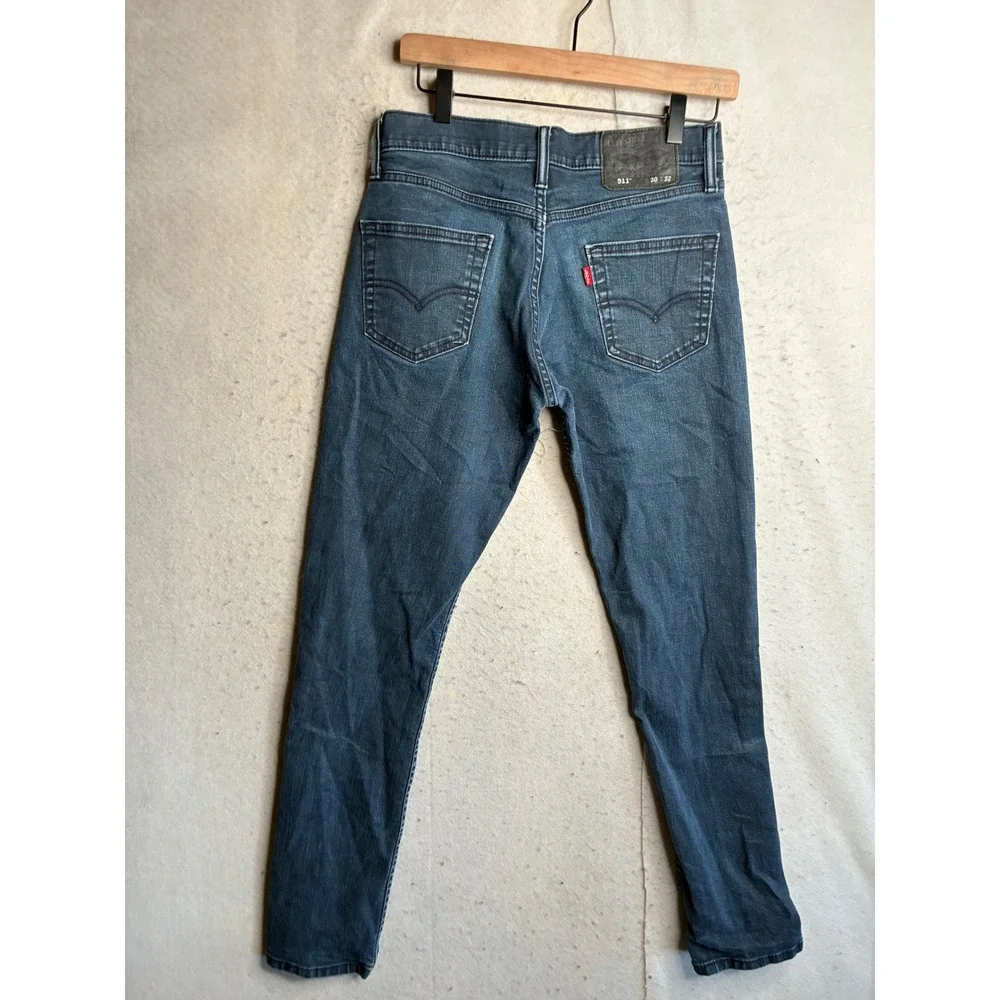 Levis 511 Slim Fit Jeans Mens 30x32 Dark Wash Blue Denim 04511-2274